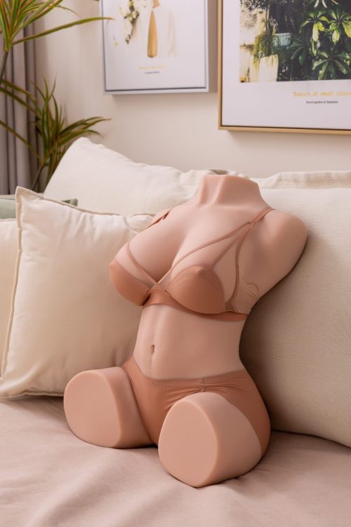 Dania Masturbator - Image 2