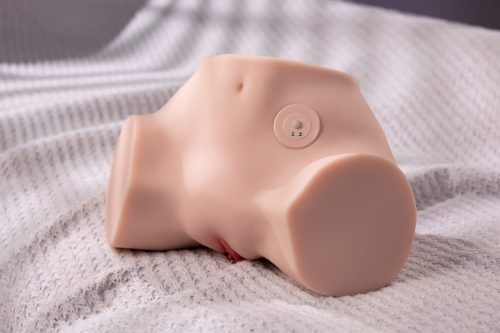 Fennie Masturbator - Image 4